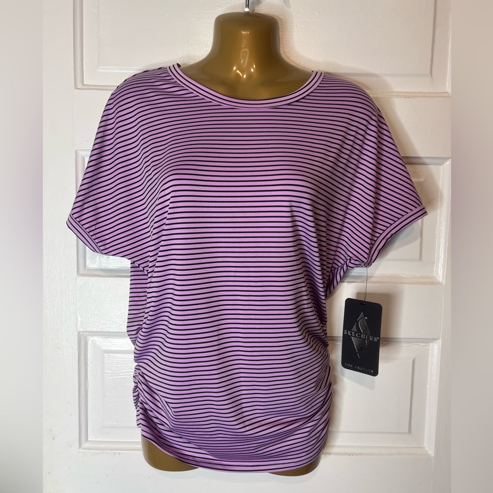 Skechers shirt. Bundle $10 items at 2/$10